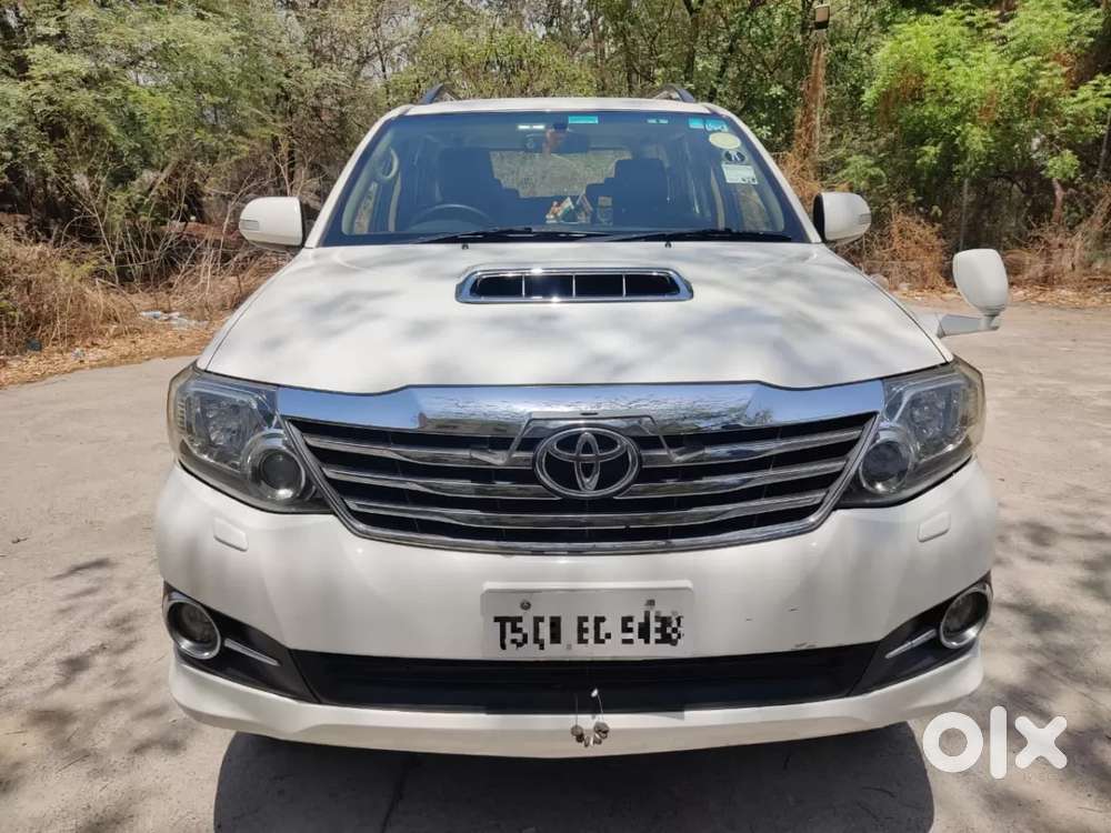 Toyota Fortuner, 2014, Diesel