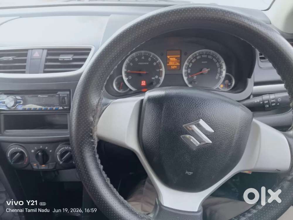 Maruti Suzuki Swift Vxi, 2012, Petrol