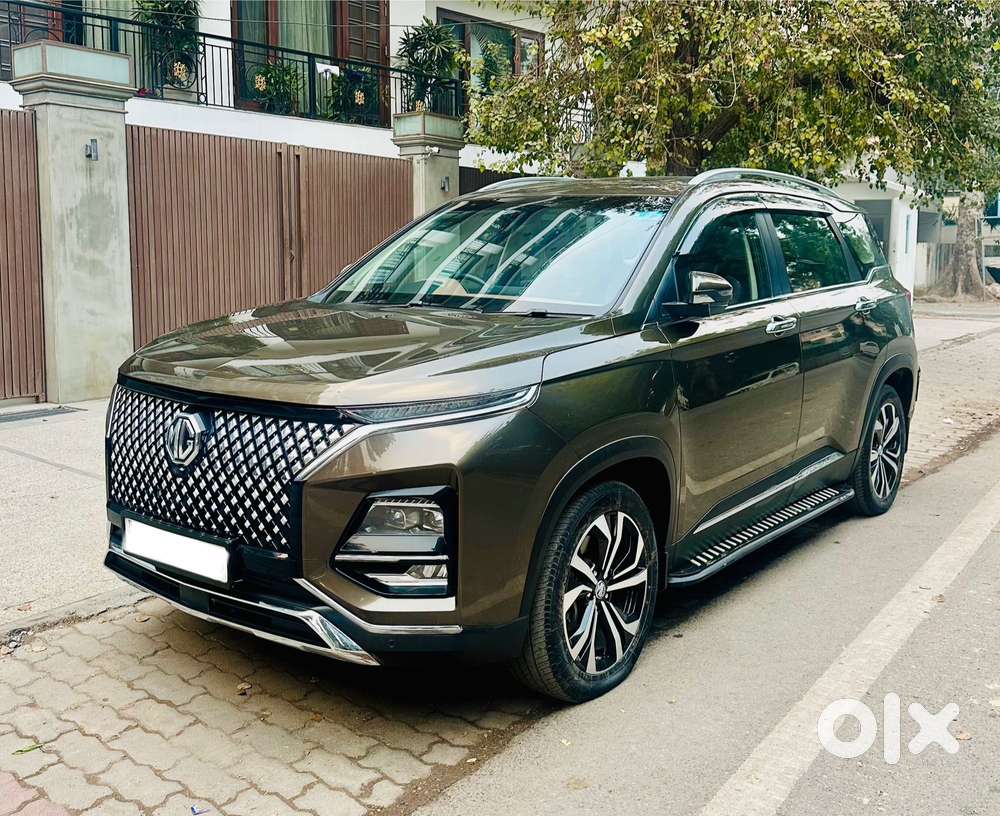 Mg Hector Plus Sharp Pro 1.5 Turbo Petrol Cvt 6 Str, 2024, Petrol