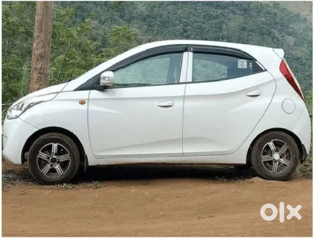 Hyundai Eon 2011 Petrol Well Maintained