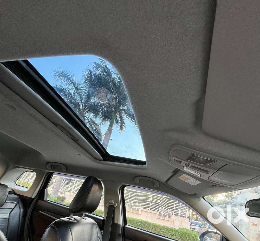 Maruti Suzuki Brezza Zxi S-cng, 2024, Cng & Hybrids