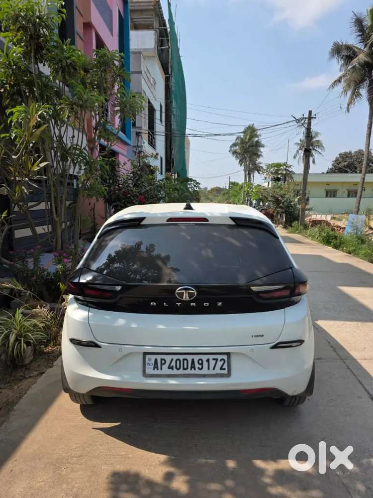 Tata Altroz Xm Plus 2024
