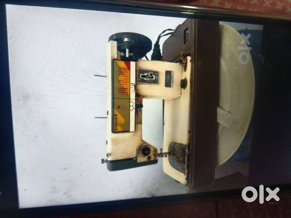 Silai machine fashion maker