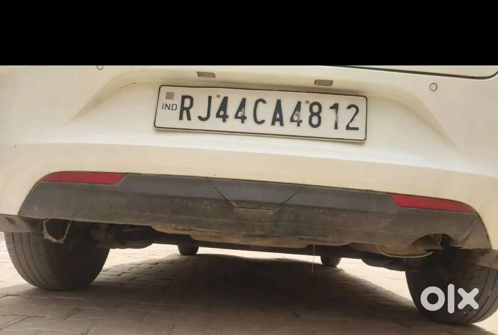 Tata Altroz 1.2 Petrol 2021