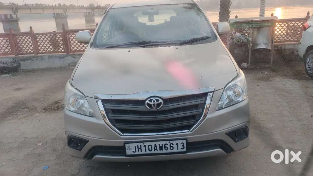 Toyota Innova 2015 Diesel 145000 Km Driven