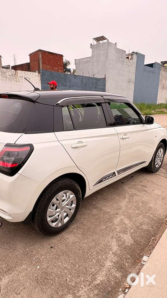 Maruti Suzuki Swift Lxi 2024