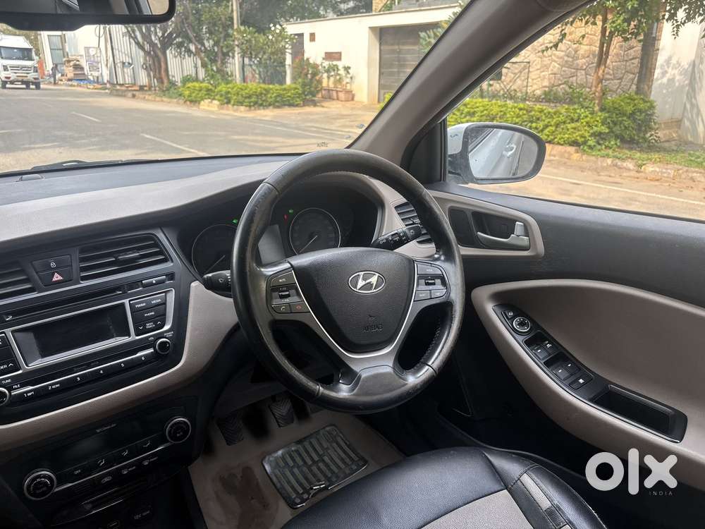 Hyundai Elite I20 Sportz (o) 1.2, 2014, Petrol