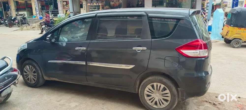 Maruti Ertiga Vdi Bsiv 2012, Granite Colour, Sedan, 7 Seater.
