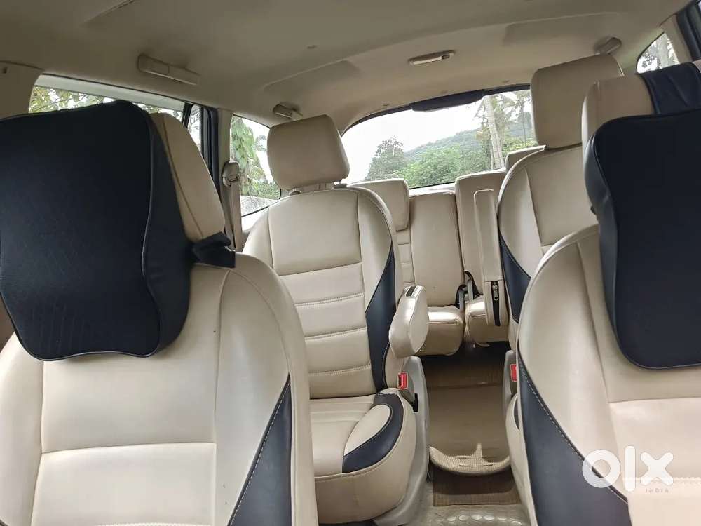 Toyota Innova 2014 Diesel 140000 Km Driven