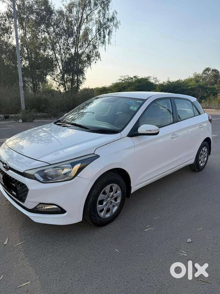 Hyundai I20 Sportz 1.2 Bs-iv, 2017, Petrol