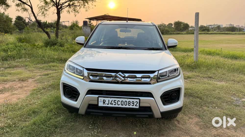 Maruti Suzuki Brezza 1.5 Zxi Plus Smart Hybrid, 2021, Petrol