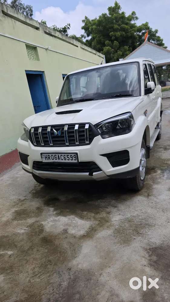 Mahindra Scorpio 2014 Diesel Manual