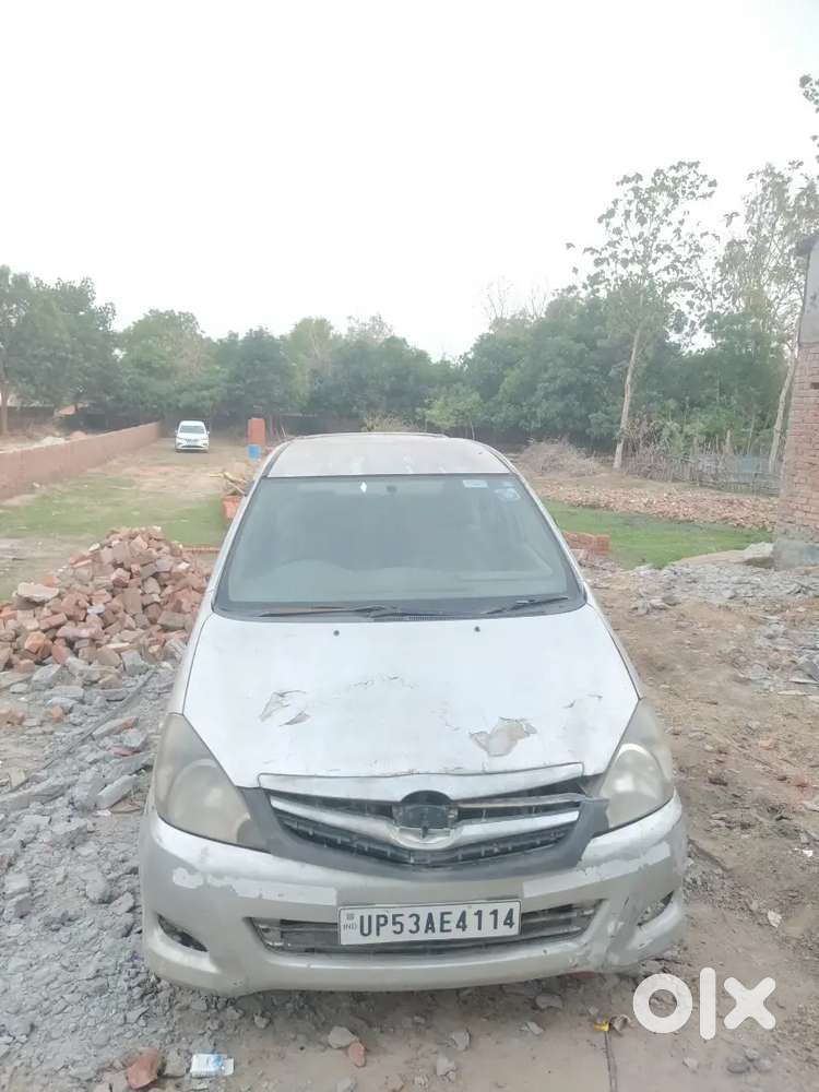 Toyota Innova Crysta 2009 Diesel Well Maintained