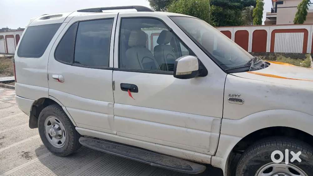 Tata Safari 2012
