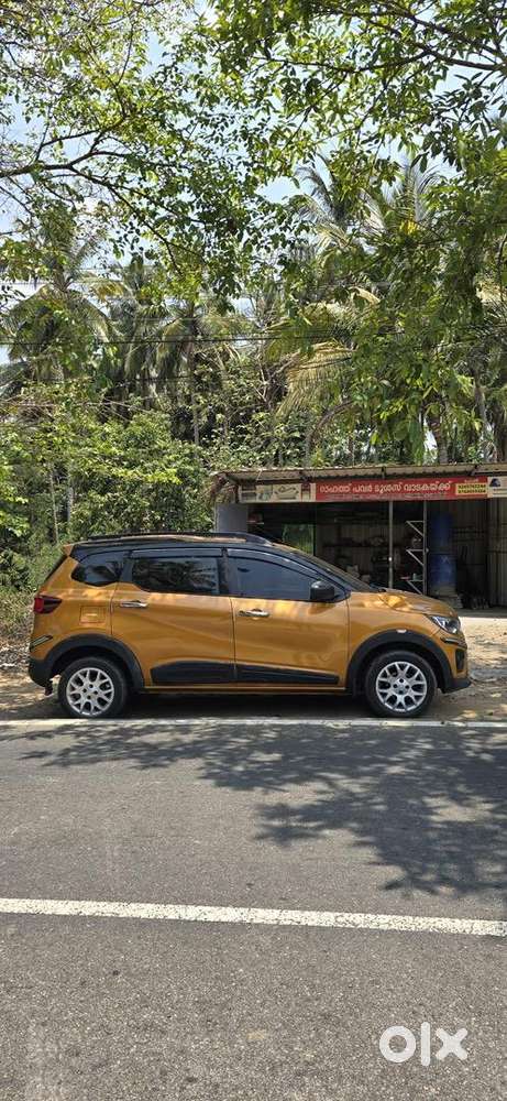 Renault Triber 2022 Petrol Well Maintained
