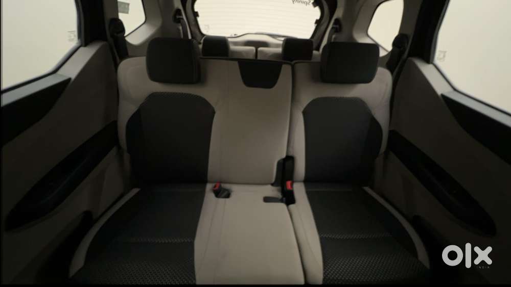 Renault Triber Rxz Easy-r Amt, 2022, Petrol