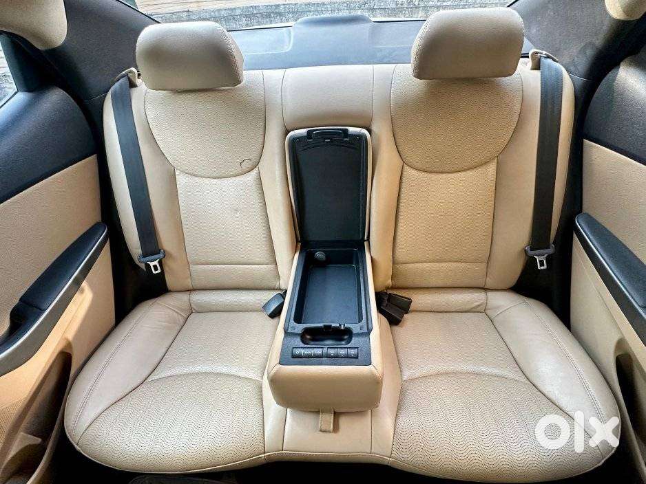 Hyundai Elantra 1.6 Sx, 2013, Petrol