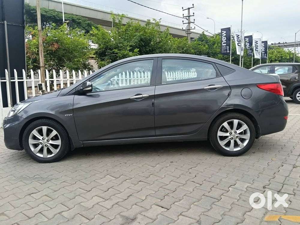 Hyundai Verna 1.6 Vtvt Sx, 2012, Petrol