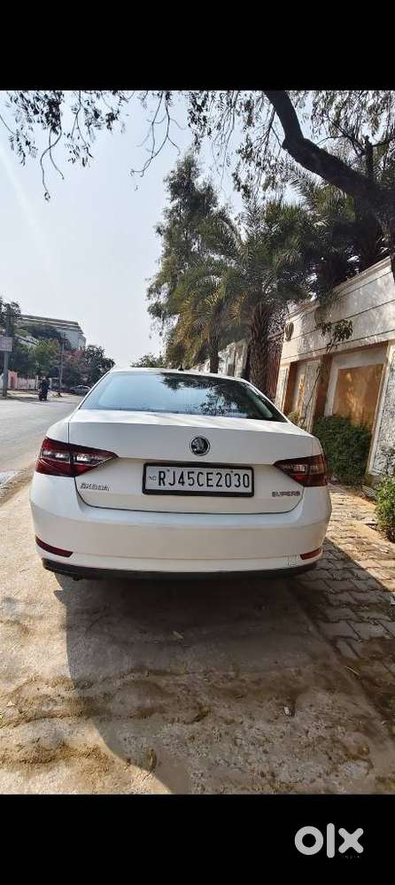 Skoda Superb L&k 2.0 Tdi At, 2018, Diesel
