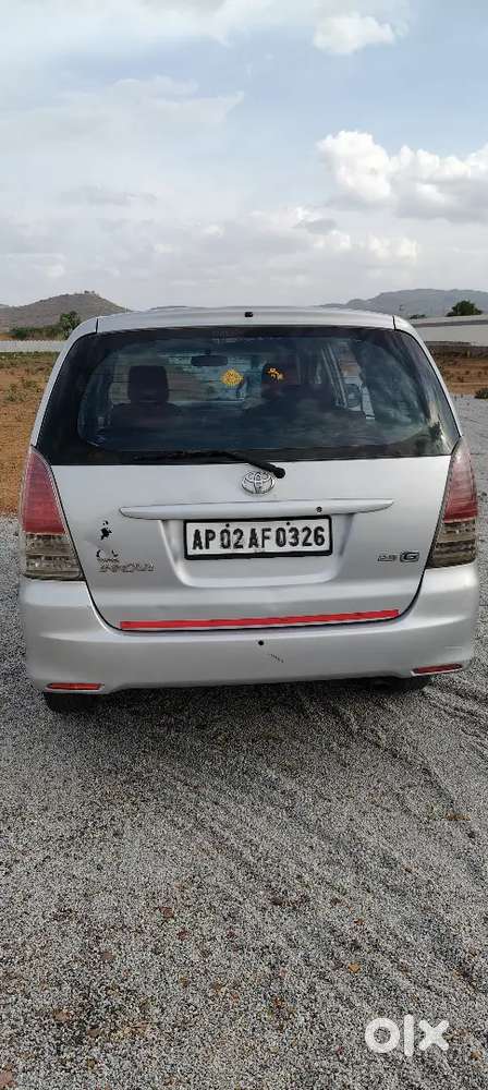 Toyota Innova 2010 Diesel 190000 Km Driven