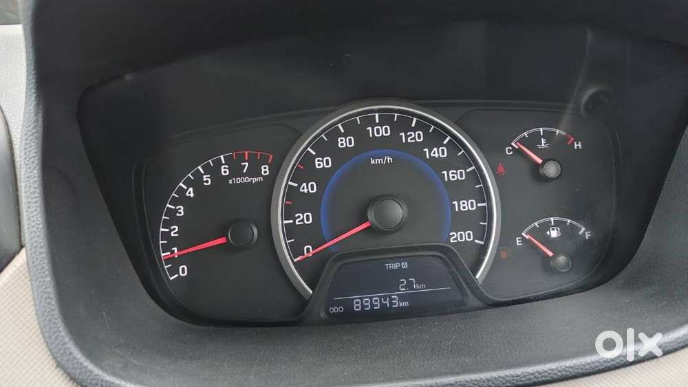 Hyundai Grand I10 Sportz, 2014, Petrol