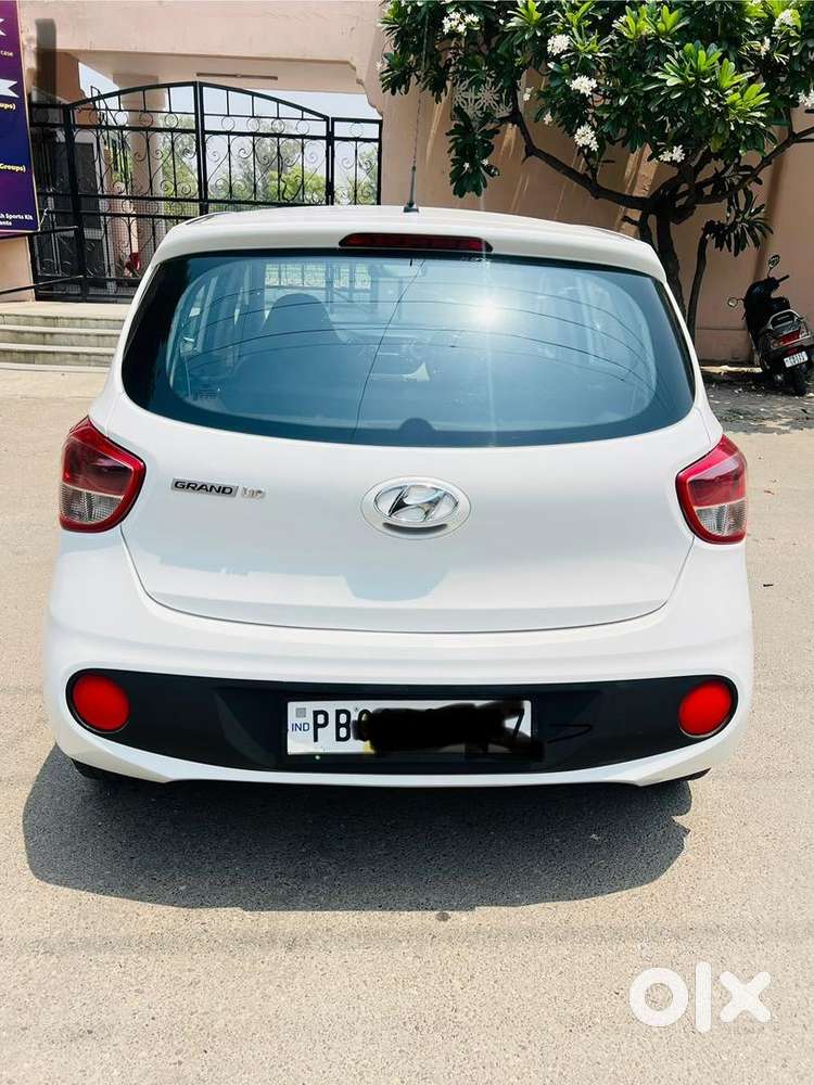 Hyundai Petrol Car 2018