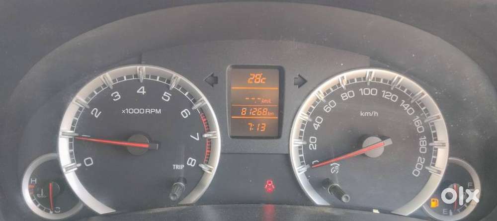 Maruti Suzuki Swift Zxi, 2012, Petrol