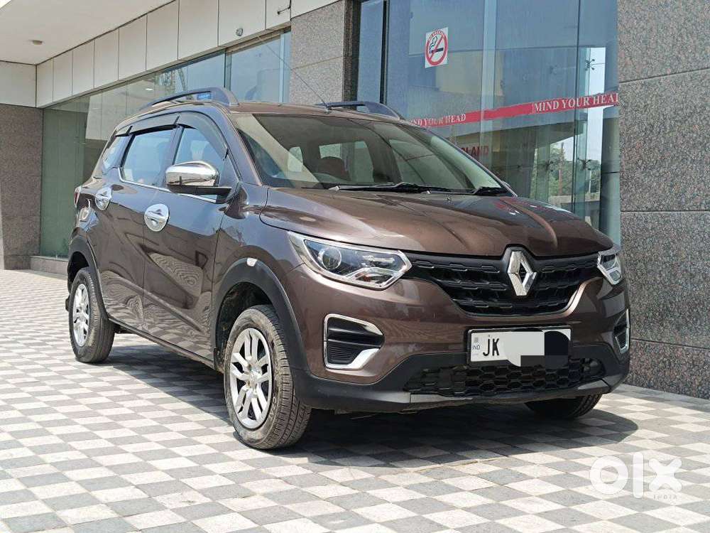 Renault Triber Rxl, 2023, Petrol