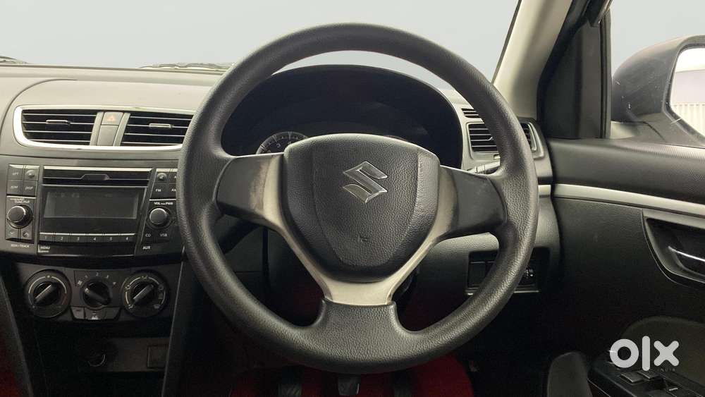 Maruti Suzuki Swift Vxi, 2016, Petrol