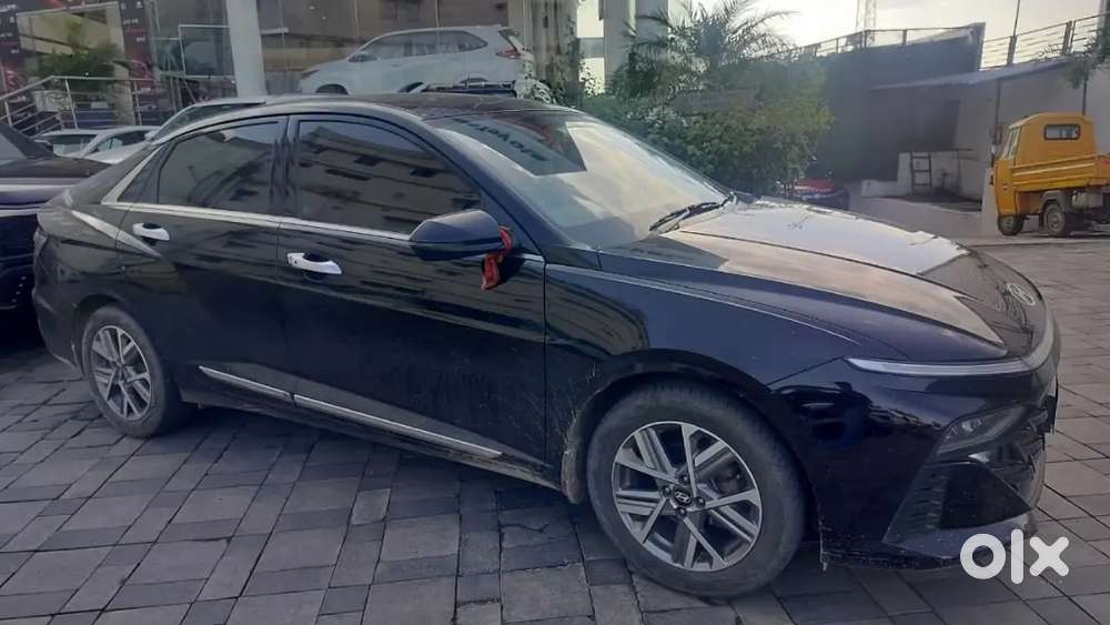 Hyundai Verna Sx(o) 2023 Petrol At