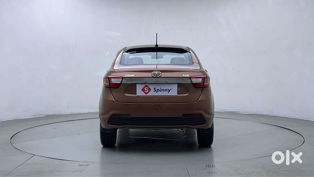 Tata Tigor Xza, 2017, Petrol