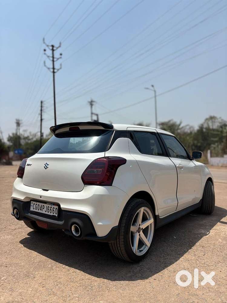 Maruti Suzuki Swift 2023 Petrol Well Maintained