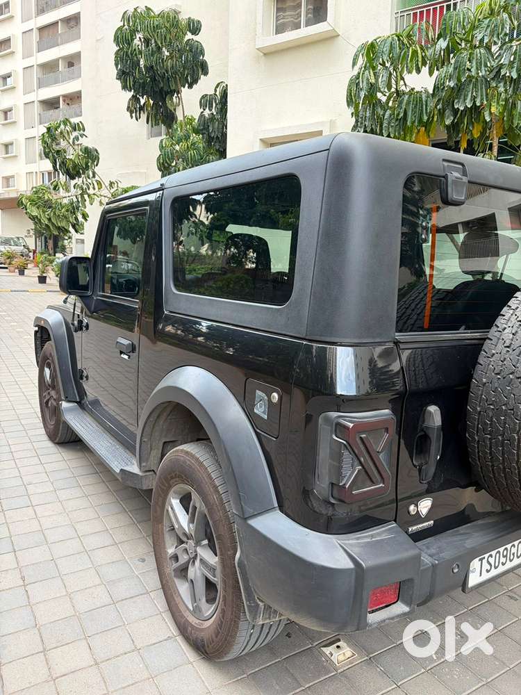 Mahindra Thar Petrol 2023