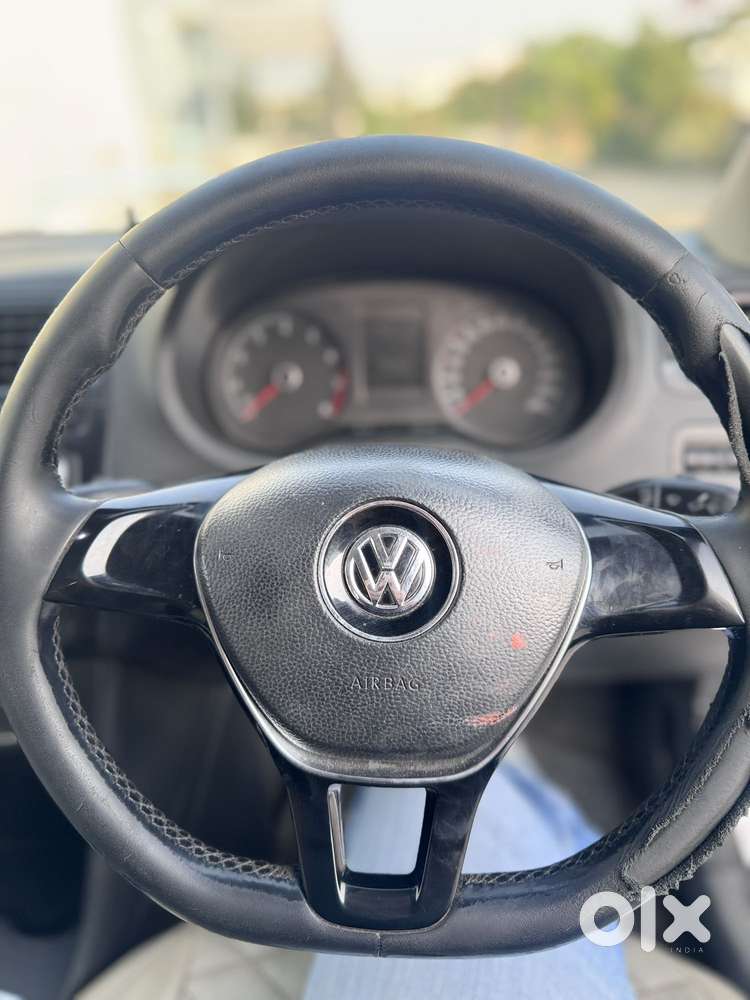 Volkswagen Vento 1.6 Comfortline, 2016, Petrol
