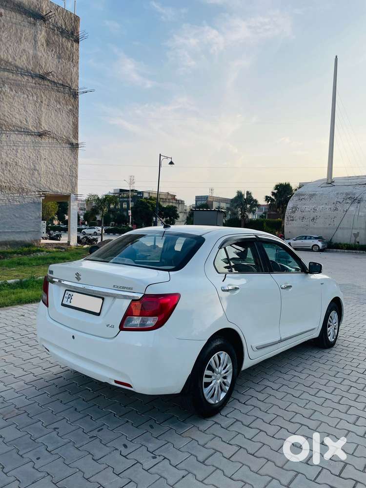 Maruti Suzuki Swift Dzire Vxi Optional, 2017, Petrol