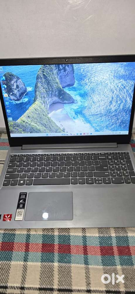 Lenovo ideapad s145