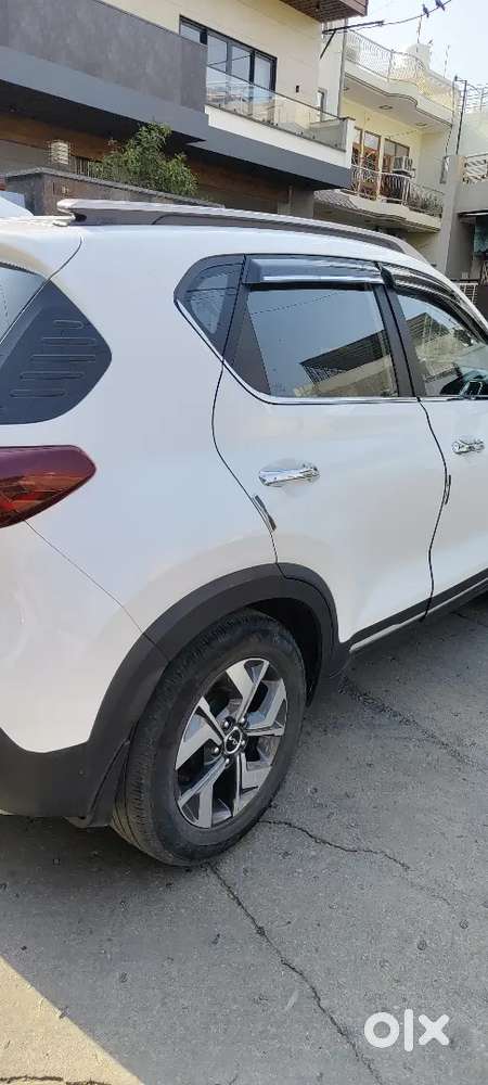 Fully Automati
Push Start 
Key Start 
Crush Control 
No Accident