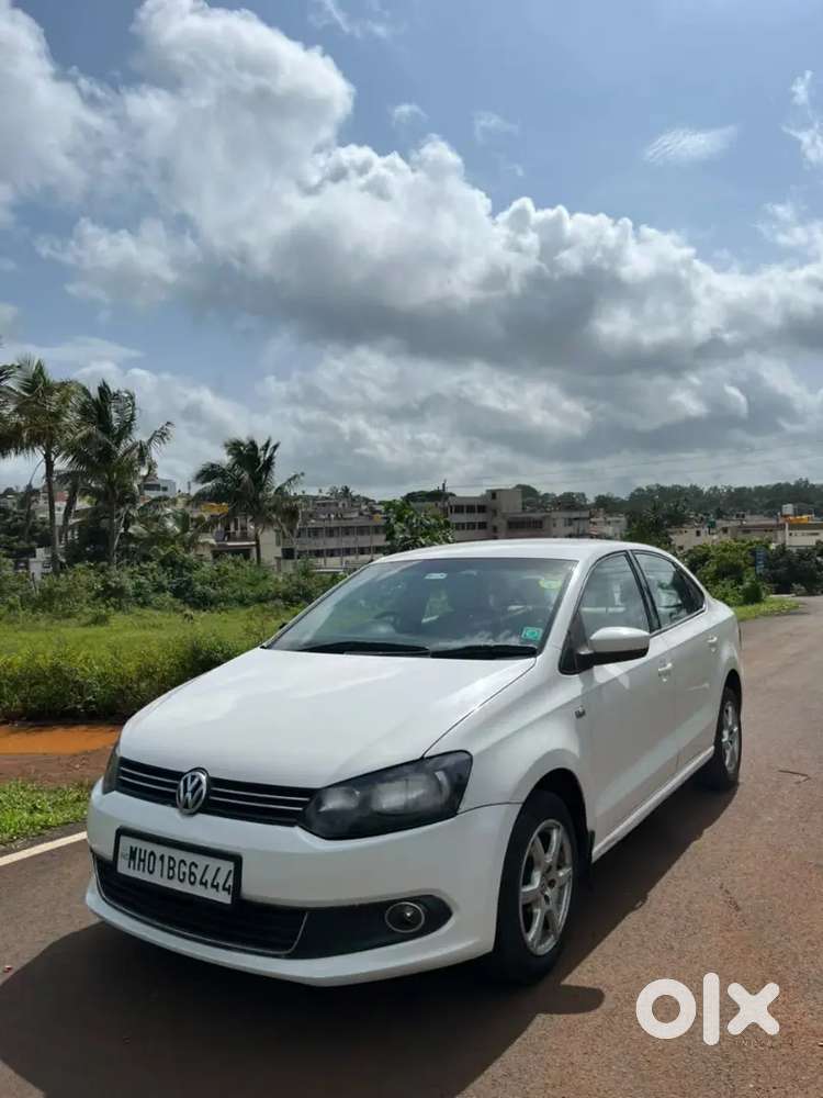 Volkswagen Vento 2013 1.6 Highline Diesel