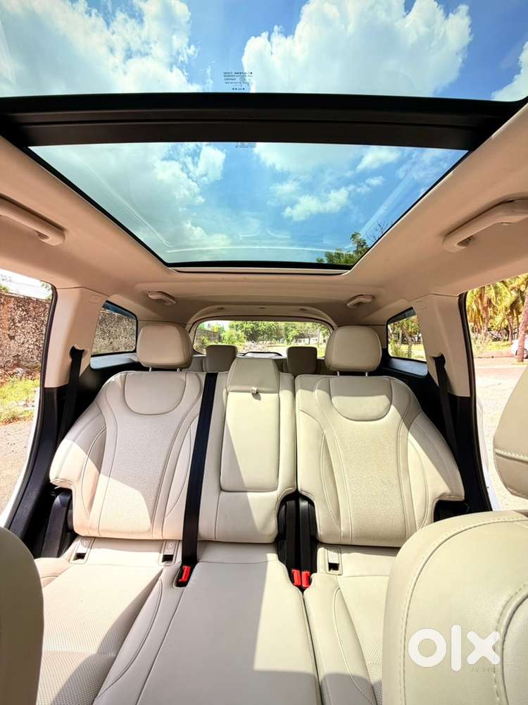 Mahindra Xuv700 Diesel At 2023
