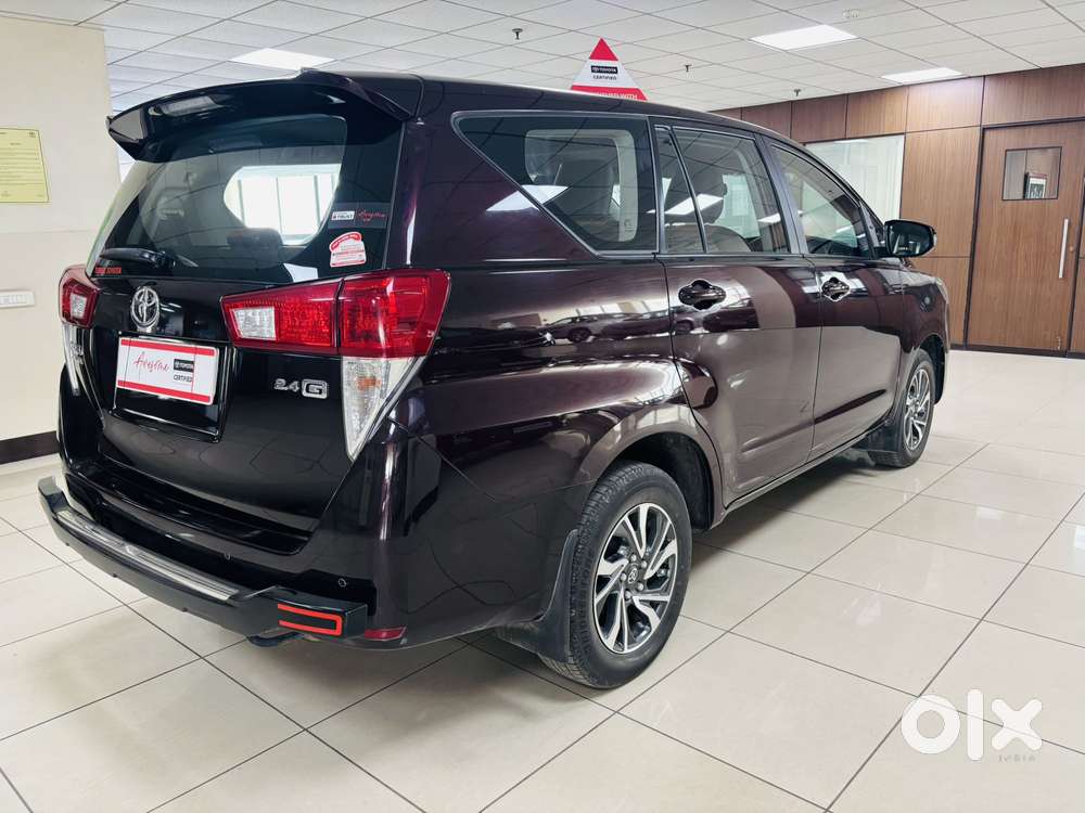 Toyota Innova Crysta 2.4 G Mt 8s, 2022, Diesel