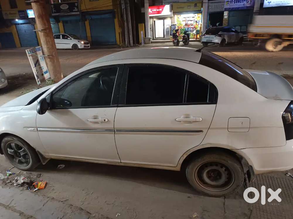 Hyundai Verna 2009 Petrol 20058 Km Driven