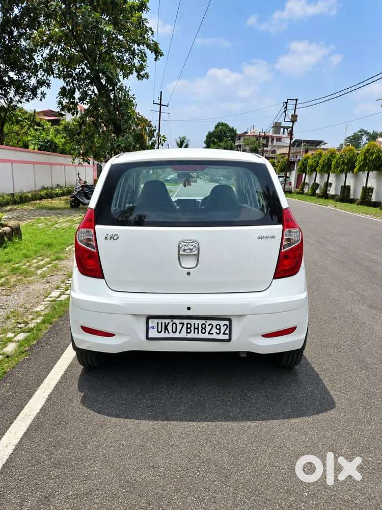 Hyundai I10 Sportz Petrol 2015
