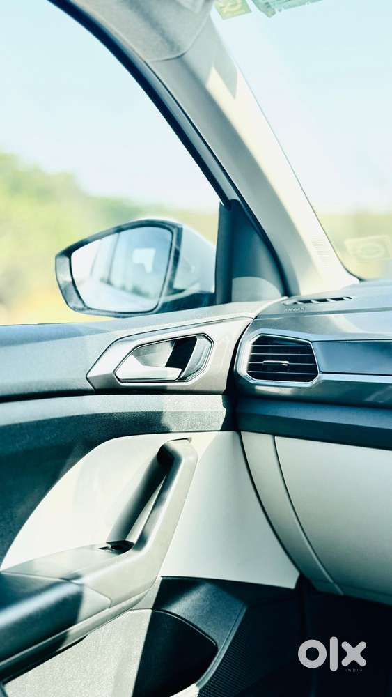 Volkswagen Taigun Topline 1.0 Tsi At (electric Seats), 2022, Petrol