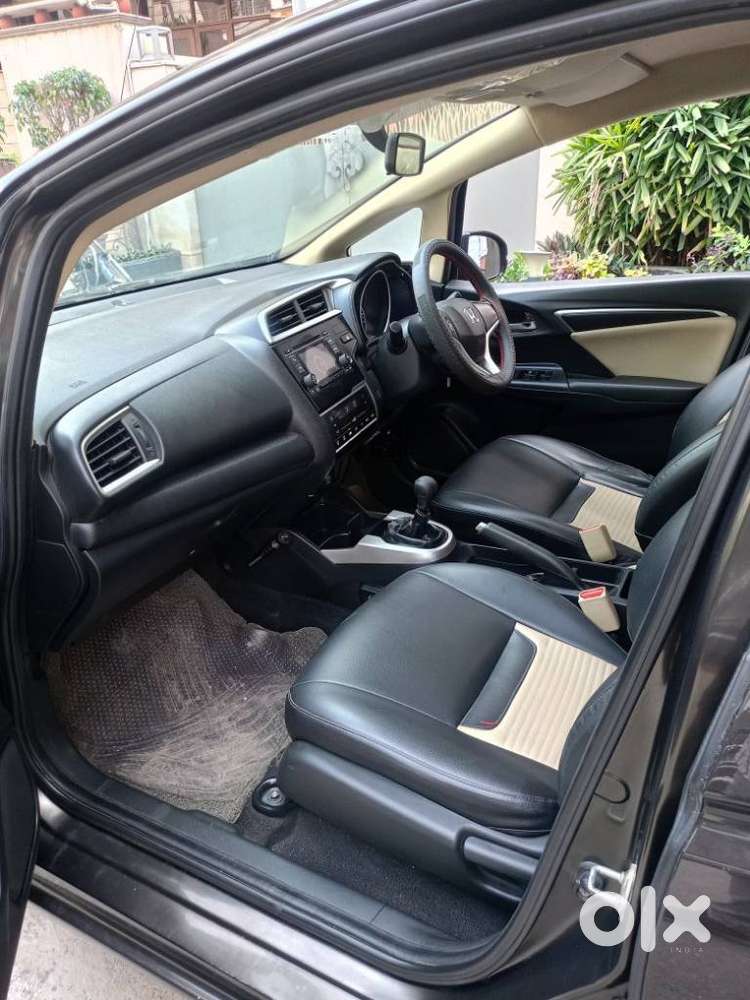 Honda Jazz V Mt Privilege, 2016, Petrol