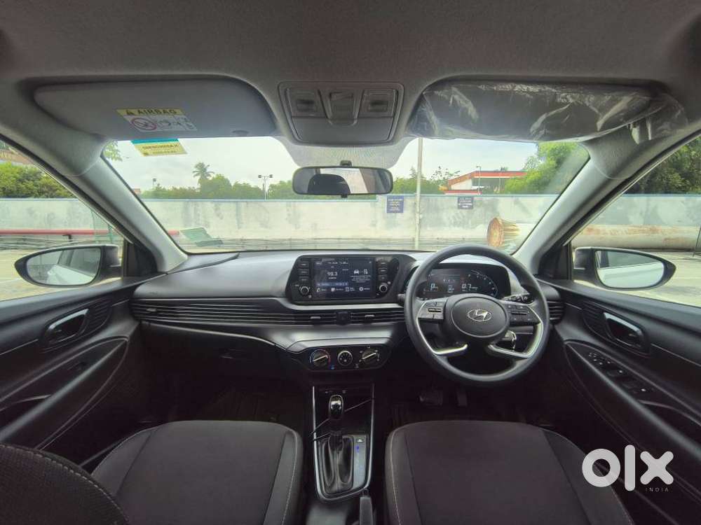 Hyundai I20 Sportz 1.2 Ivt, 2023, Petrol