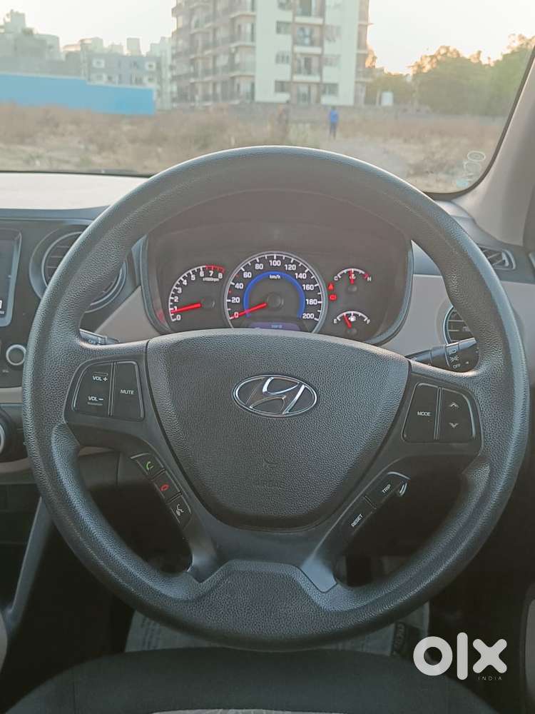 Hyundai Grand I10 1.2 Kappa Sportz Dual Tone, 2017, Petrol