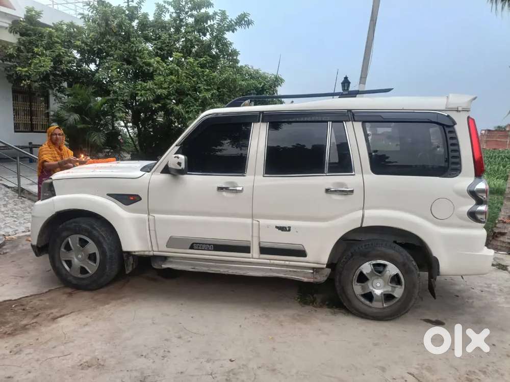 Mahindra Scorpio 2.5 2015 With 105000 Km Driven