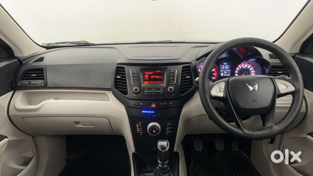 Mahindra Xuv300 W6, 2023, Petrol