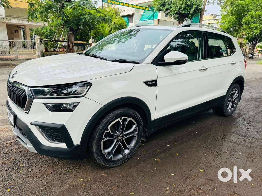 Skoda Kushaq 1.0 Tsi Style At, 2023, Petrol