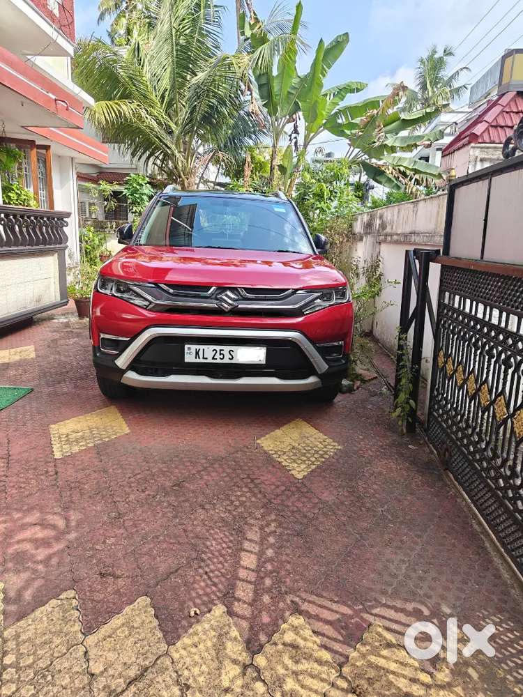 Maruti Suzuki Brezza Zxi Automatic Dual Tone | 2025 | Only 6,750 Km